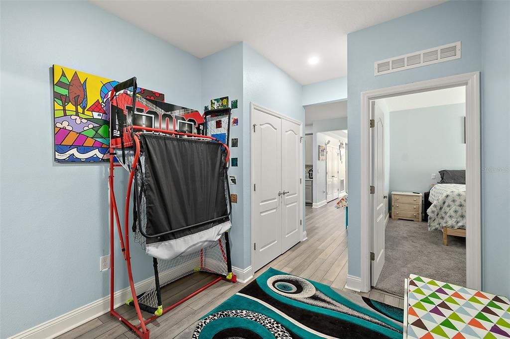 For Sale: $515,000 (4 beds, 3 baths, 3121 Square Feet)