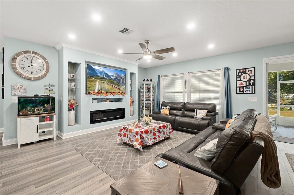 For Sale: $515,000 (4 beds, 3 baths, 3121 Square Feet)