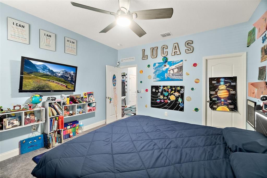 For Sale: $515,000 (4 beds, 3 baths, 3121 Square Feet)