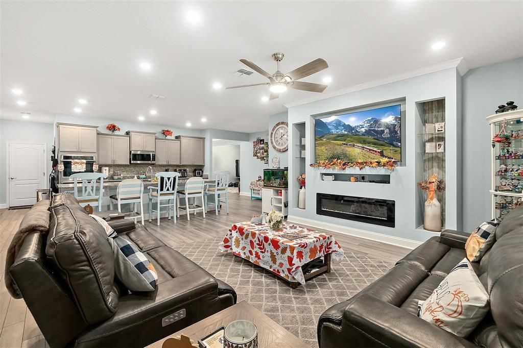 For Sale: $515,000 (4 beds, 3 baths, 3121 Square Feet)