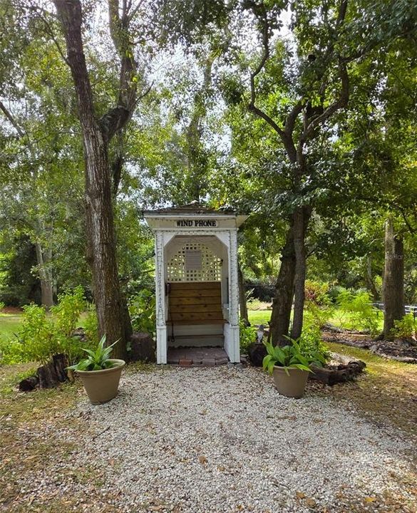 Activo con contrato: $439,000 (3 camas, 2 baños, 2049 Pies cuadrados)