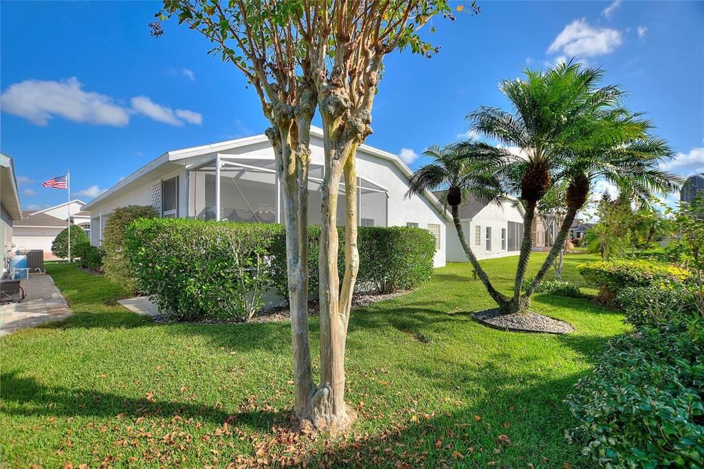 For Sale: $289,900 (2 beds, 2 baths, 1596 Square Feet)