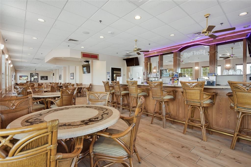 For Sale: $289,900 (2 beds, 2 baths, 1596 Square Feet)