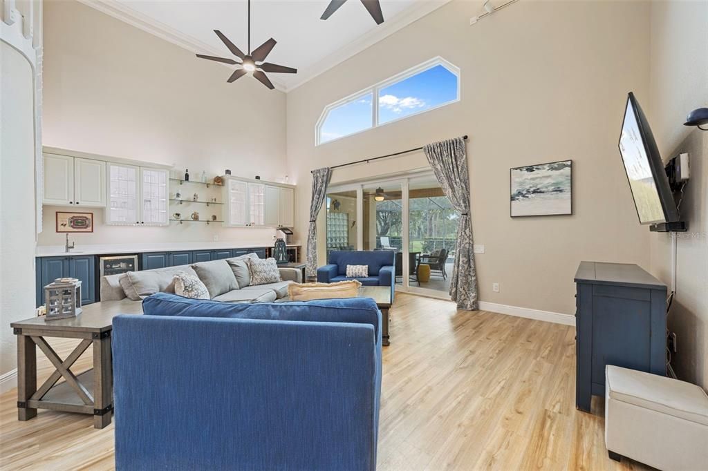 На продажу: $574,900 (4 спален, 3 ванн, 2630 Квадратных фут)