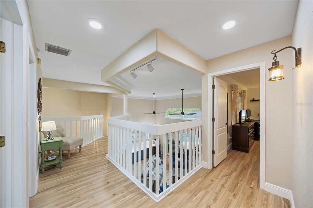 На продажу: $574,900 (4 спален, 3 ванн, 2630 Квадратных фут)