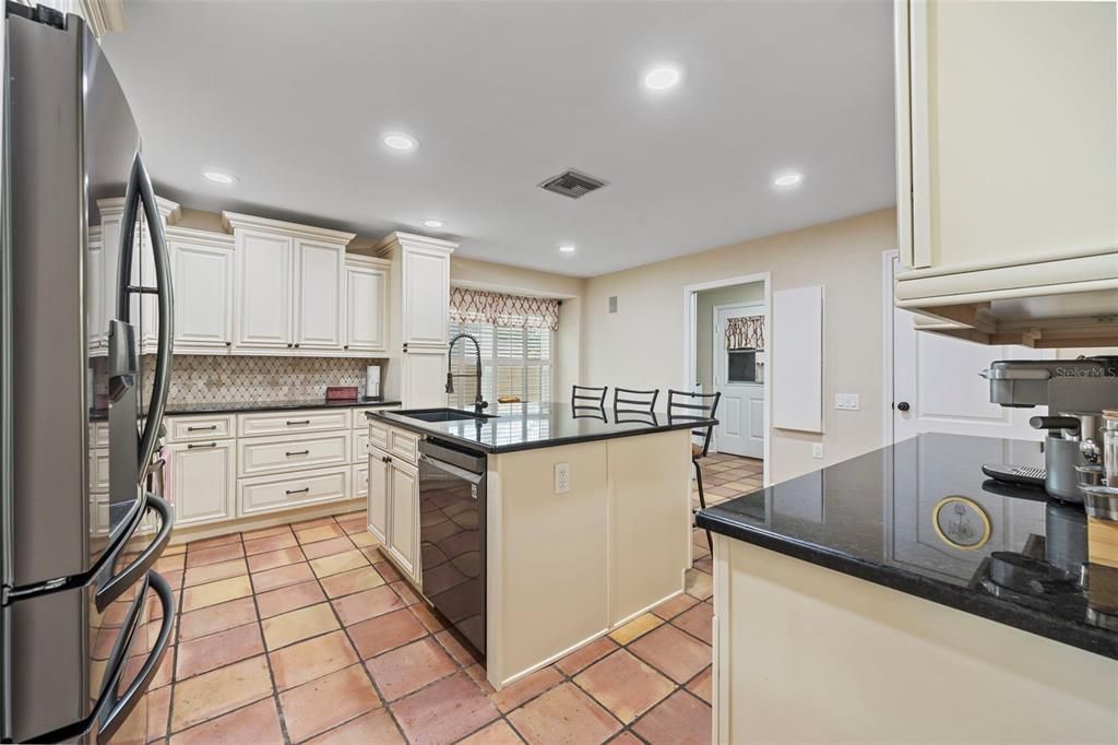 На продажу: $574,900 (4 спален, 3 ванн, 2630 Квадратных фут)