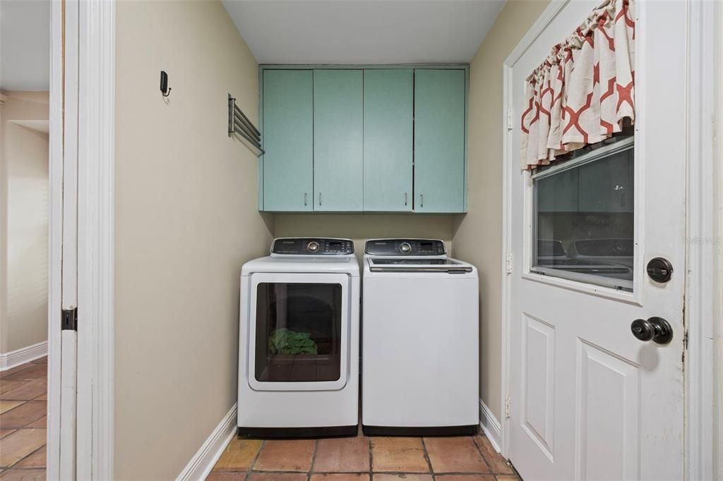 На продажу: $574,900 (4 спален, 3 ванн, 2630 Квадратных фут)