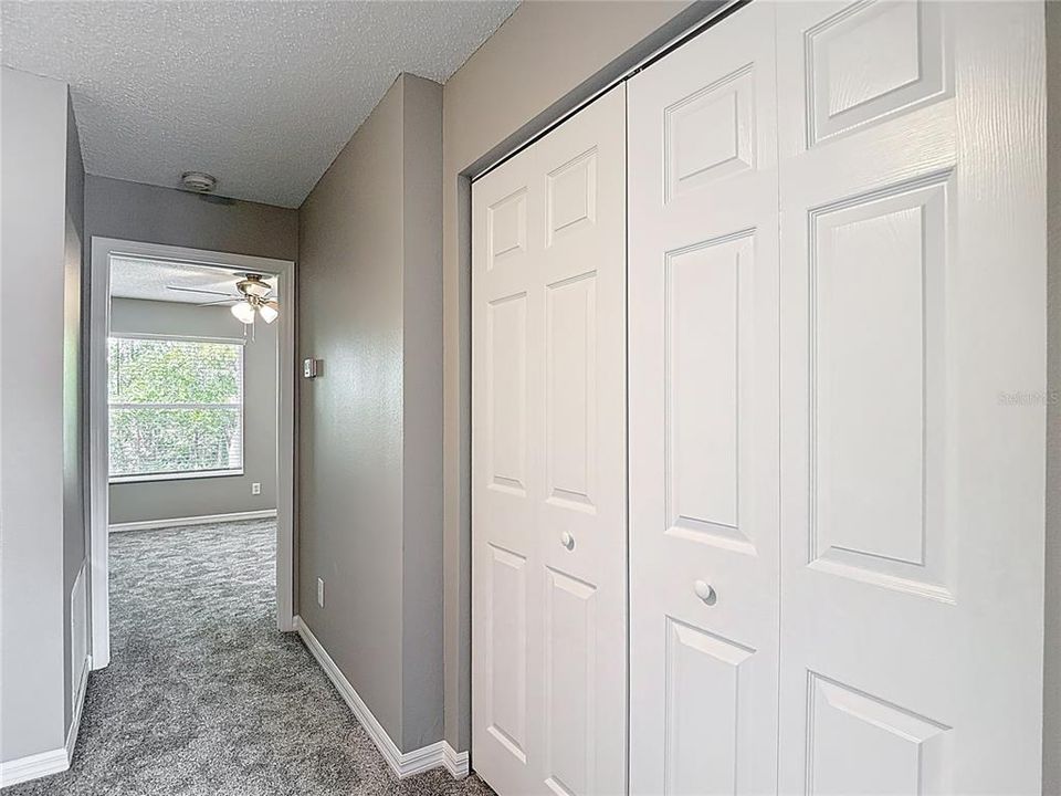 For Sale: $247,900 (2 beds, 2 baths, 1296 Square Feet)