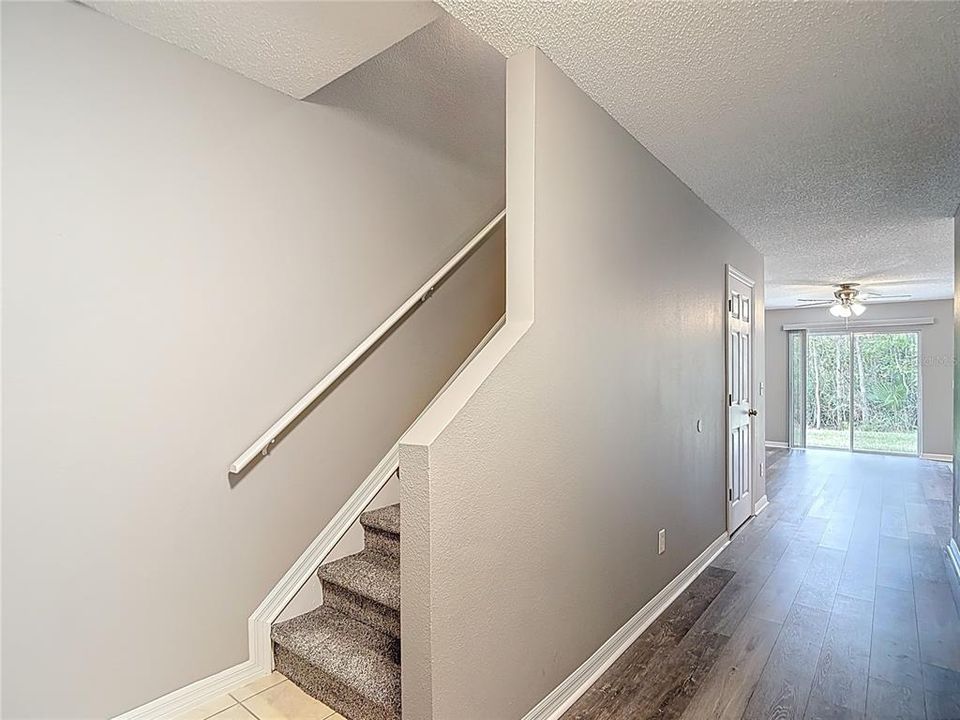 For Sale: $247,900 (2 beds, 2 baths, 1296 Square Feet)