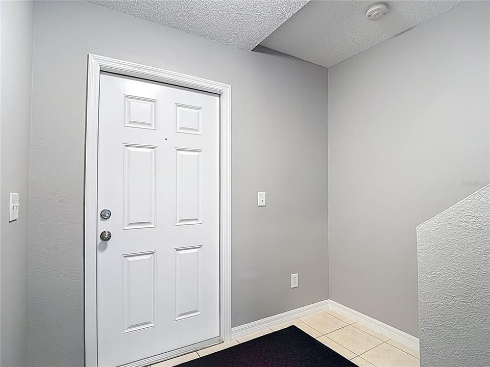 For Sale: $247,900 (2 beds, 2 baths, 1296 Square Feet)
