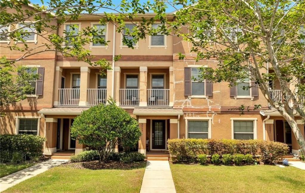 For Rent: $3,000 (4 beds, 2 baths, 2242 Square Feet)