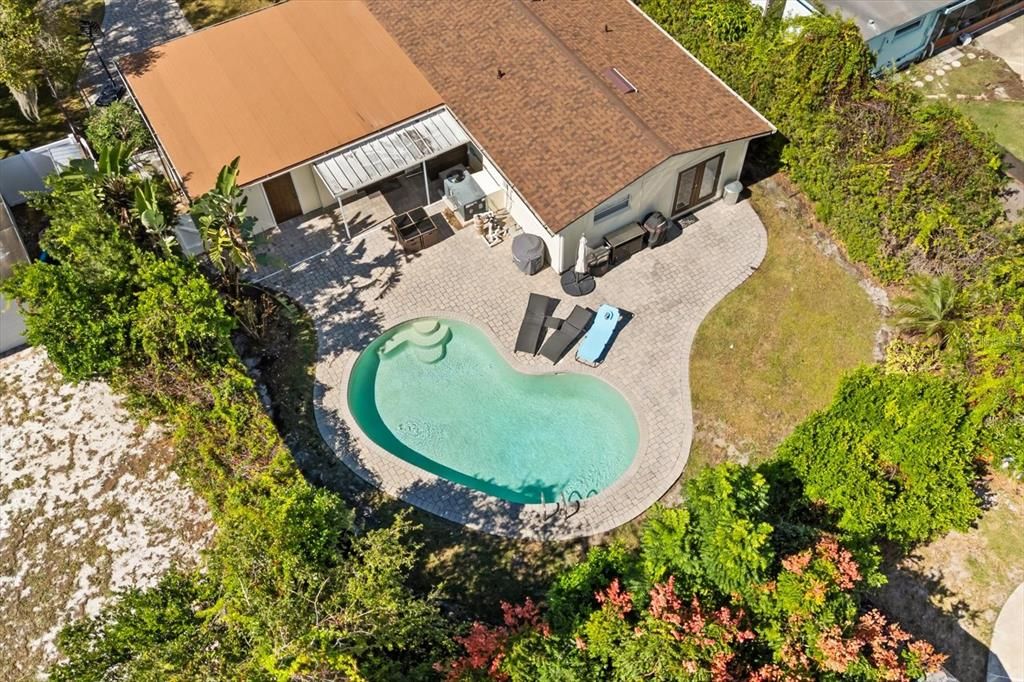 Active With Contract: $324,900 (3 beds, 2 baths, 1146 Square Feet)