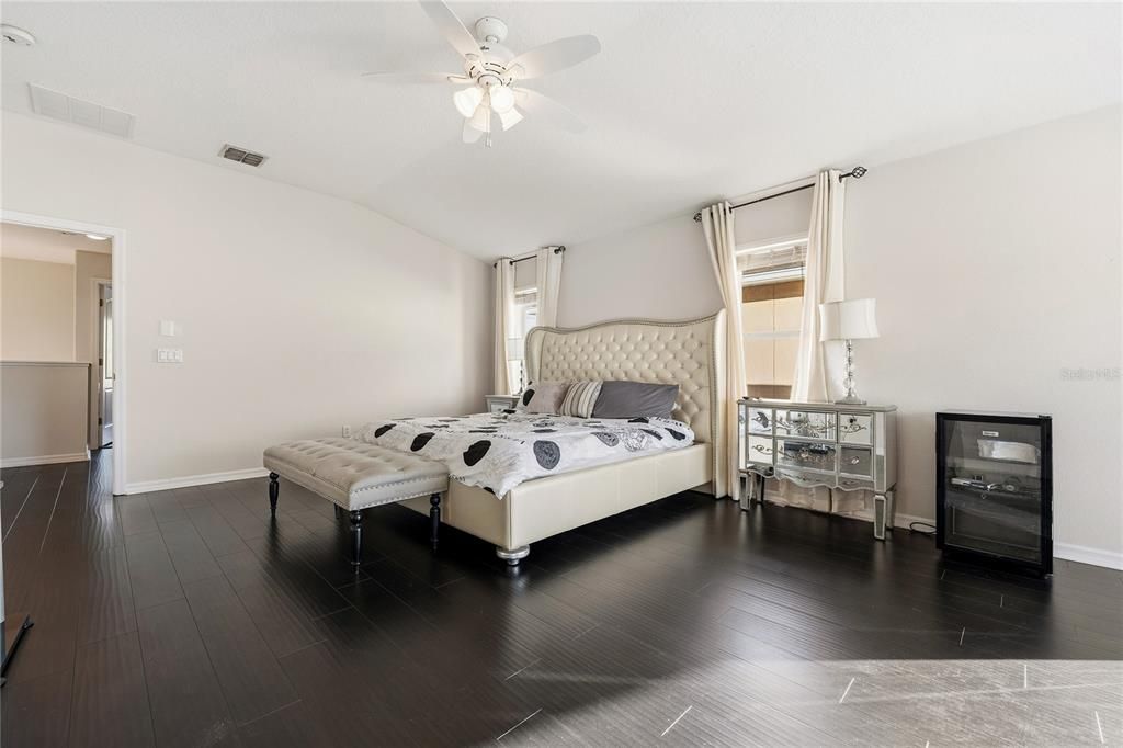 待售: $644,900 (5 贝兹, 3 浴室, 3516 平方英尺)