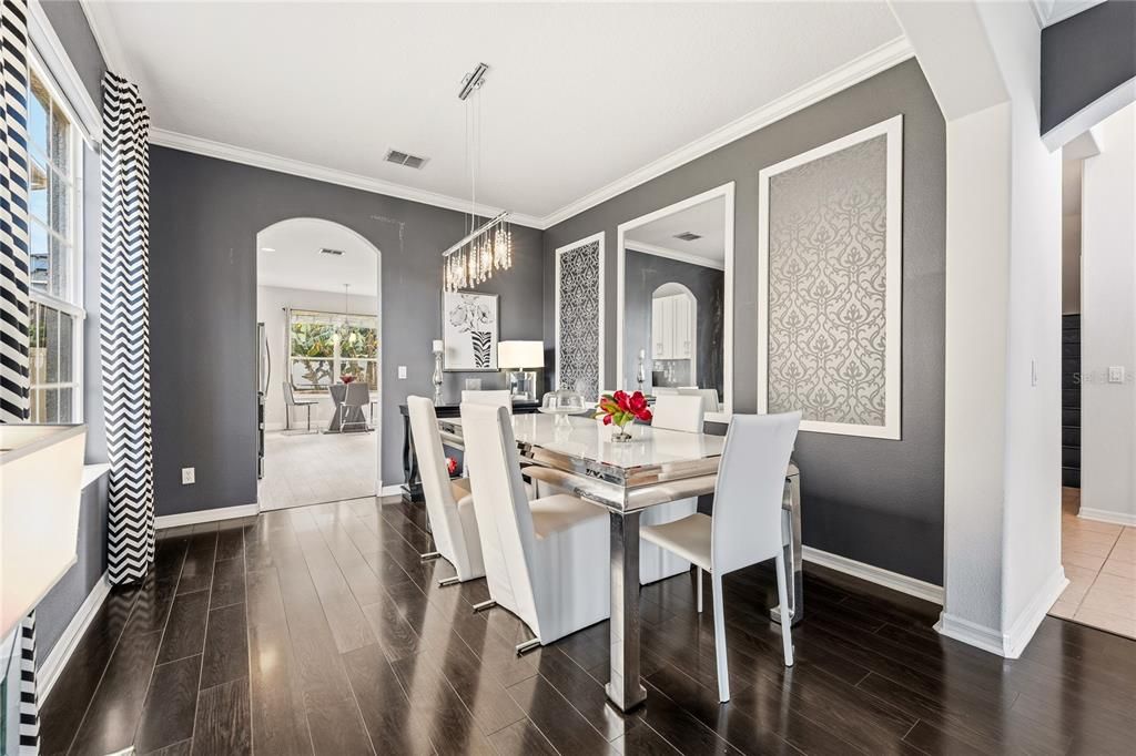 待售: $644,900 (5 贝兹, 3 浴室, 3516 平方英尺)