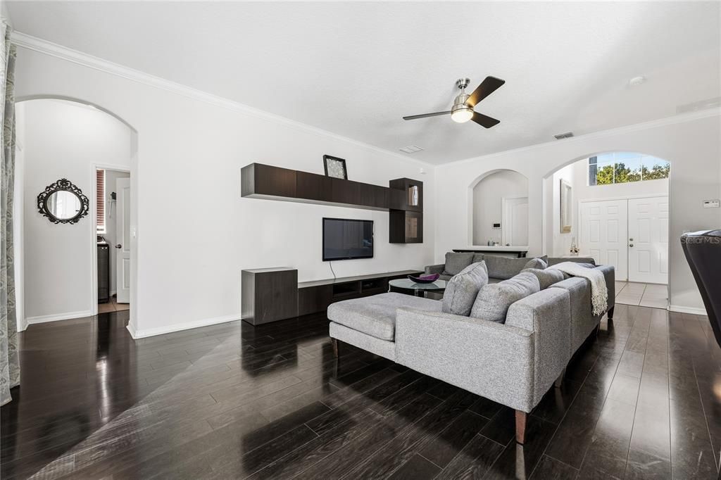 待售: $644,900 (5 贝兹, 3 浴室, 3516 平方英尺)