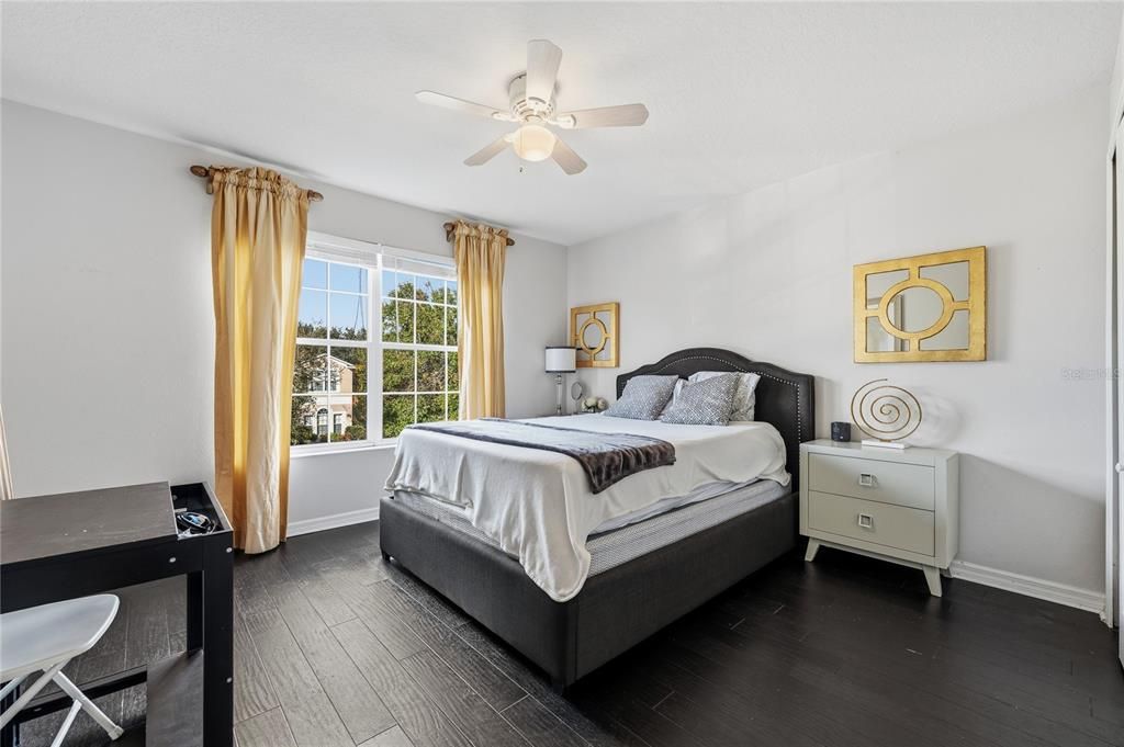 待售: $644,900 (5 贝兹, 3 浴室, 3516 平方英尺)