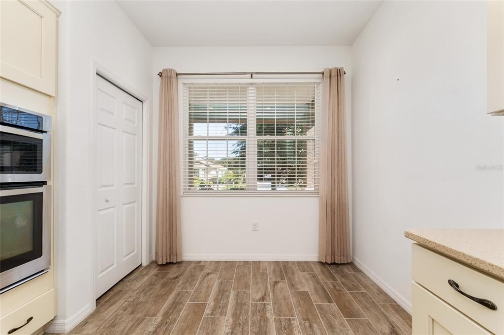 Active With Contract: $260,000 (2 beds, 2 baths, 1499 Square Feet)