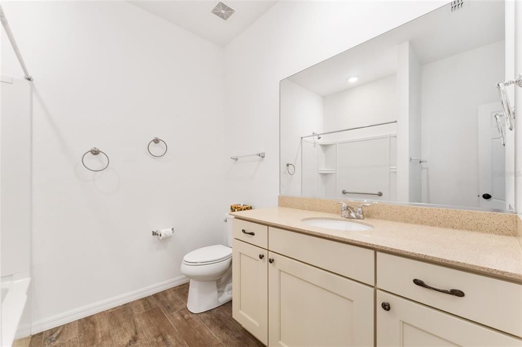 Active With Contract: $260,000 (2 beds, 2 baths, 1499 Square Feet)