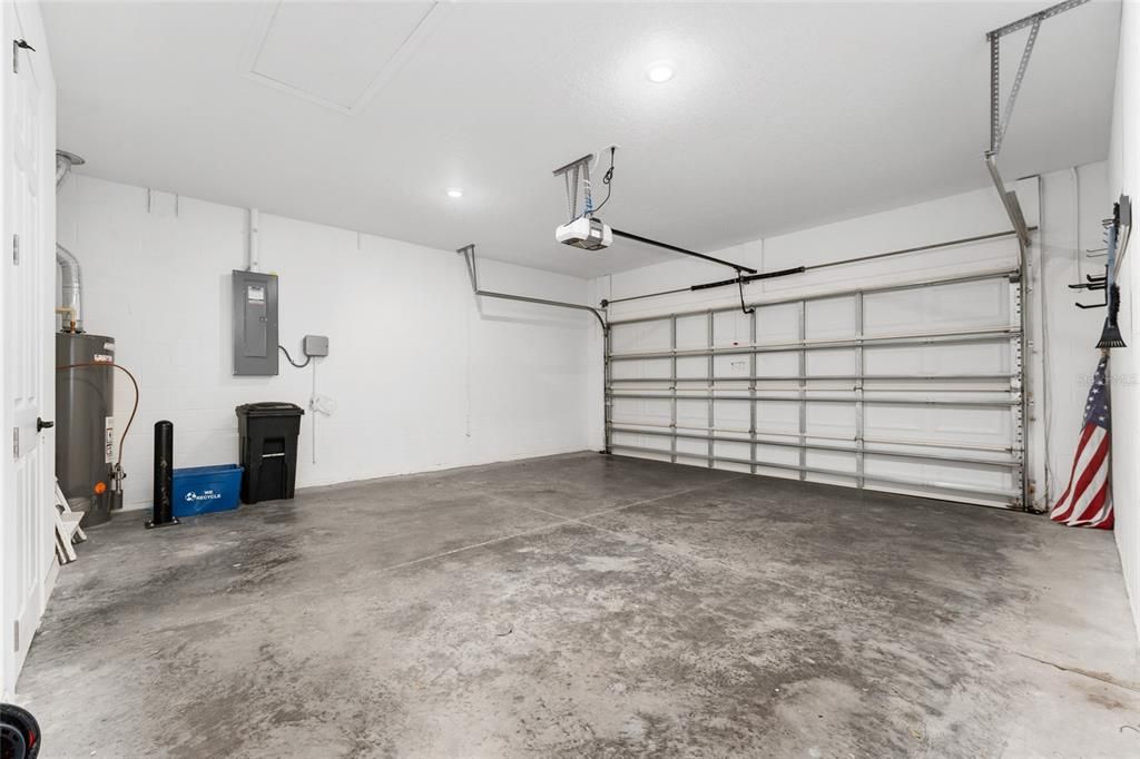 Active With Contract: $260,000 (2 beds, 2 baths, 1499 Square Feet)