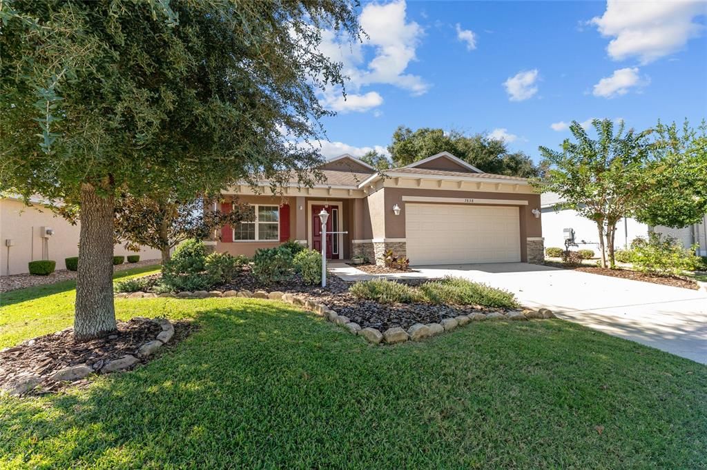 Active With Contract: $260,000 (2 beds, 2 baths, 1499 Square Feet)