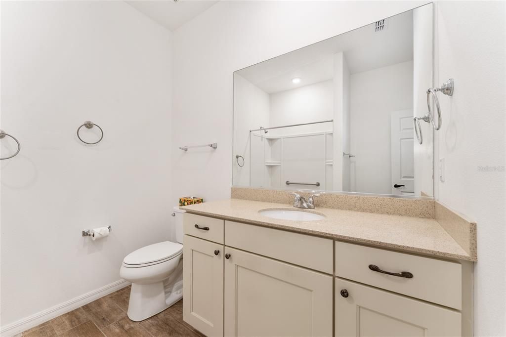 Active With Contract: $260,000 (2 beds, 2 baths, 1499 Square Feet)