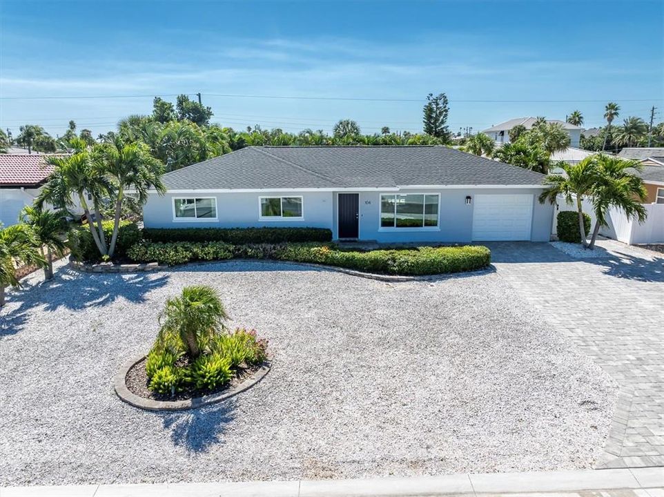 出租: $6,000 (3 贝兹, 2 浴室, 1726 平方英尺)