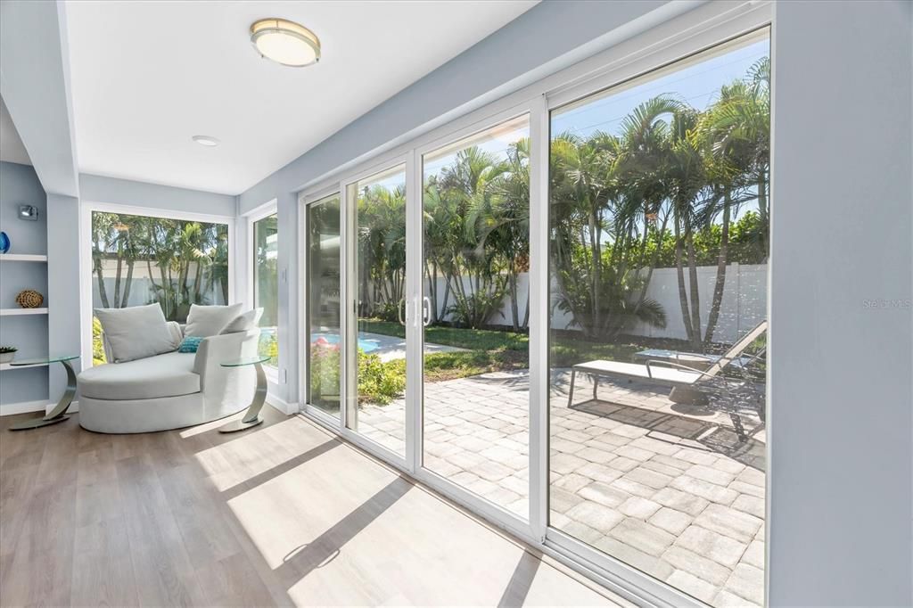 出租: $6,000 (3 贝兹, 2 浴室, 1726 平方英尺)