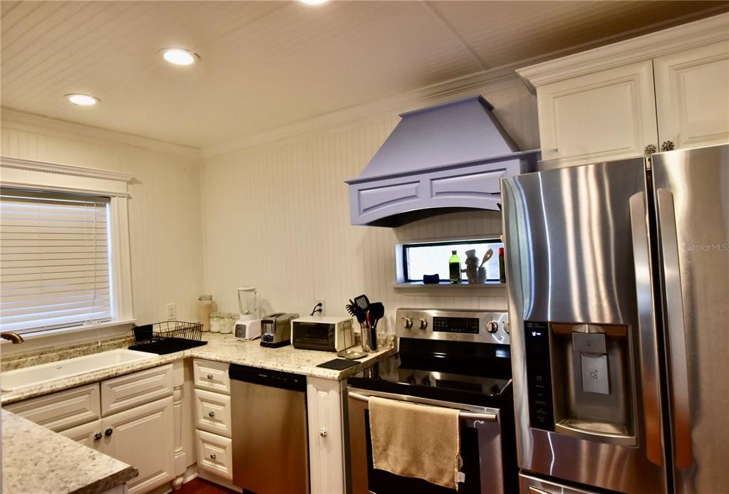 Activo con contrato: $325,000 (2 camas, 2 baños, 1104 Pies cuadrados)