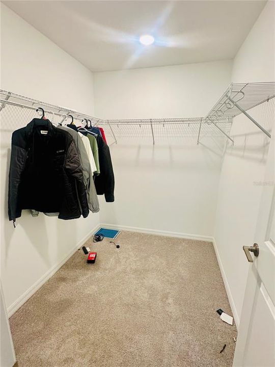 出租: $2,500 (5 贝兹, 3 浴室, 2280 平方英尺)