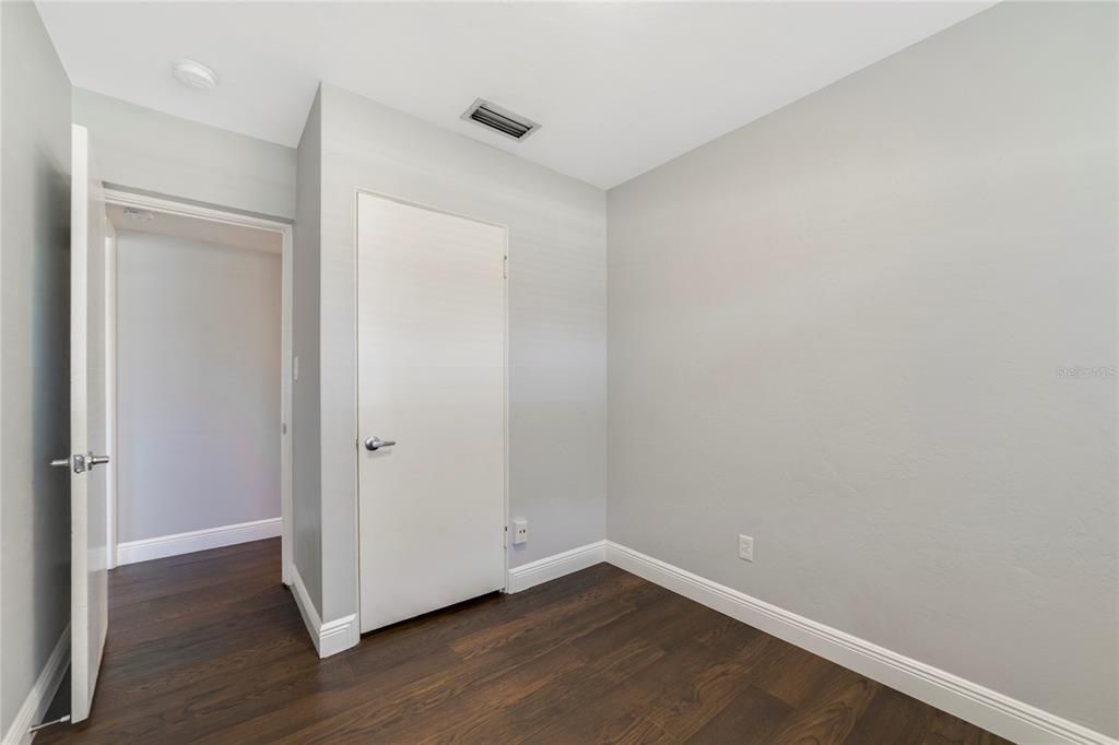 Active With Contract: $485,000 (2 beds, 2 baths, 1336 Square Feet)