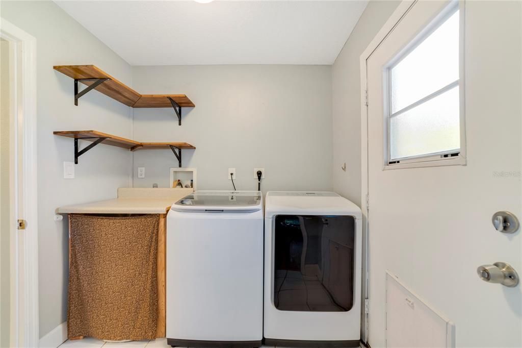 Active With Contract: $485,000 (2 beds, 2 baths, 1336 Square Feet)