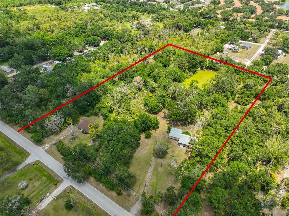 合同活跃: $799,000 (9.40 acres)