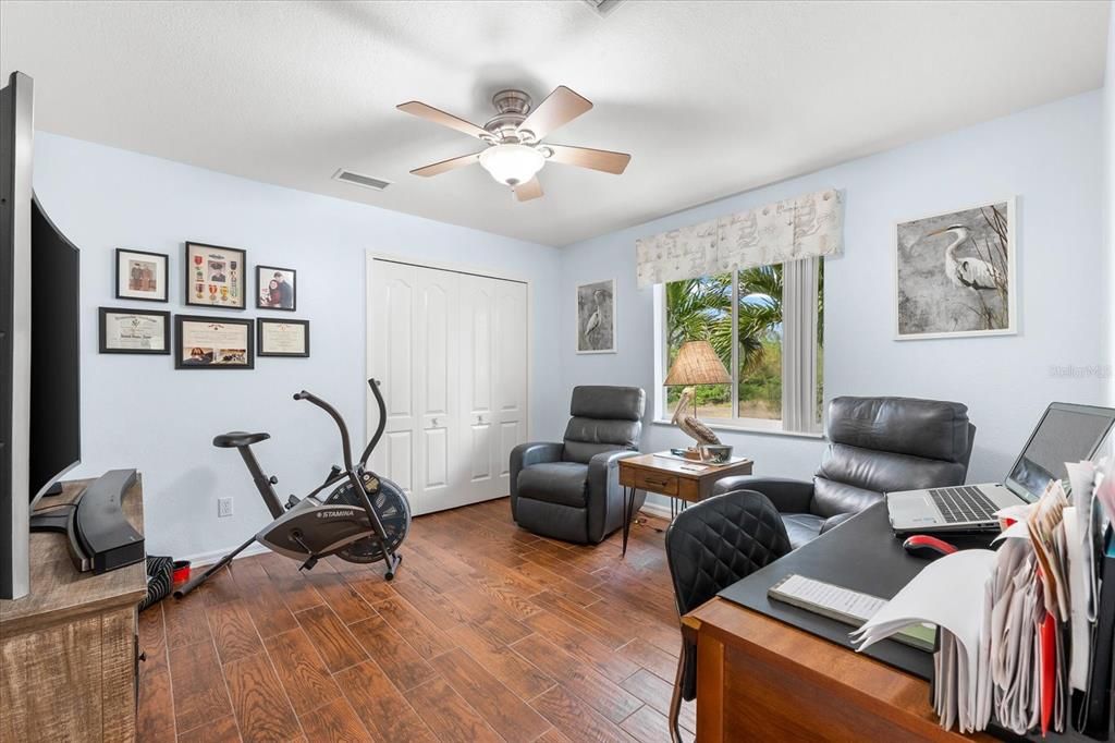 For Sale: $899,000 (3 beds, 2 baths, 2481 Square Feet)