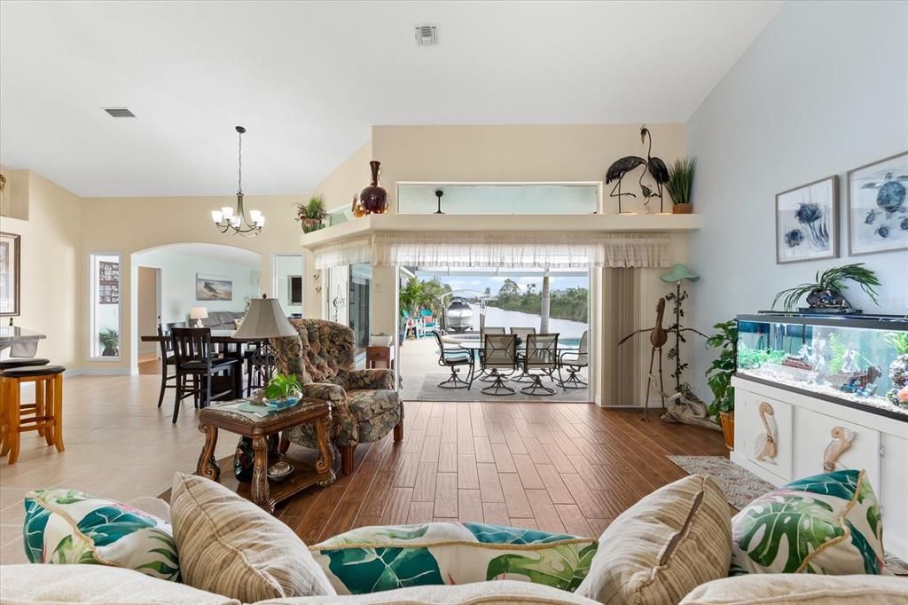 For Sale: $899,000 (3 beds, 2 baths, 2481 Square Feet)