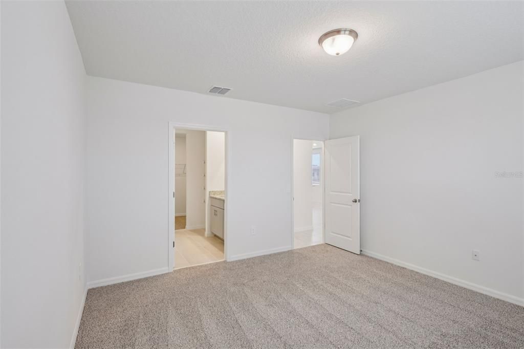 For Sale: $299,313 (4 beds, 2 baths, 1607 Square Feet)