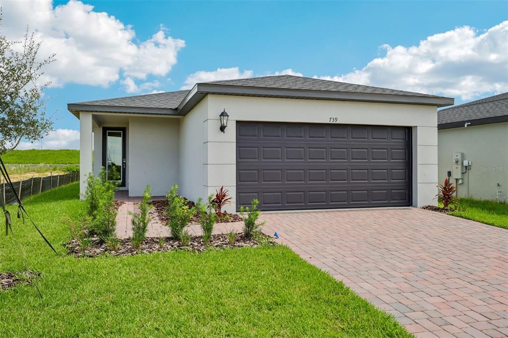 For Sale: $299,313 (4 beds, 2 baths, 1607 Square Feet)