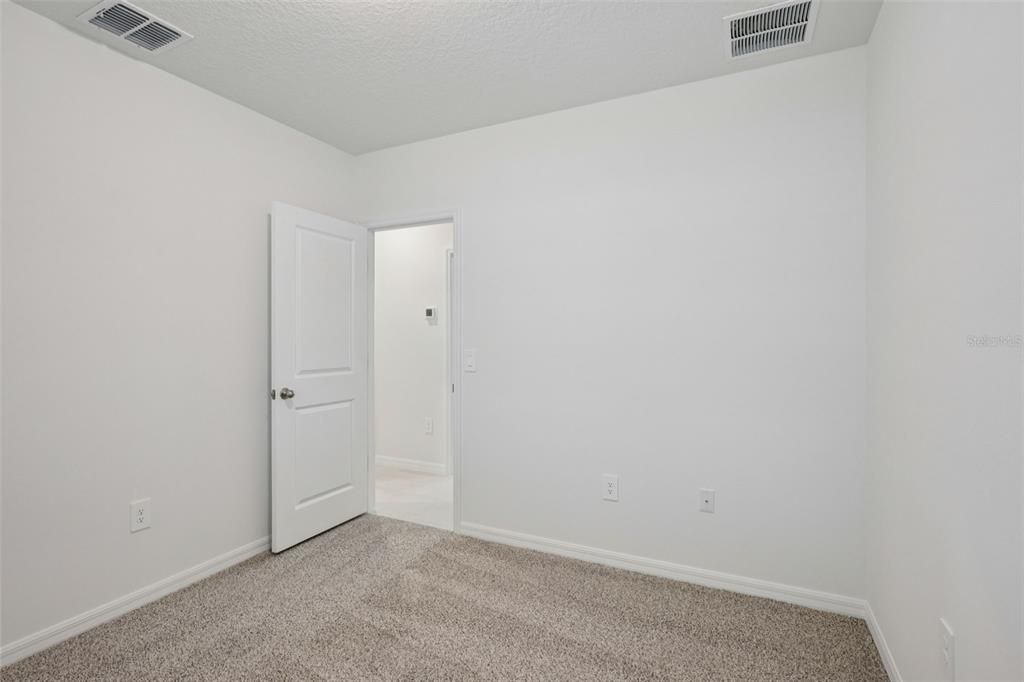 For Sale: $299,313 (4 beds, 2 baths, 1607 Square Feet)