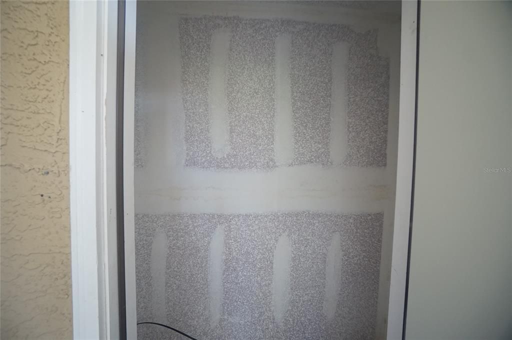 合同活跃: $1,250 (1 贝兹, 1 浴室, 894 平方英尺)