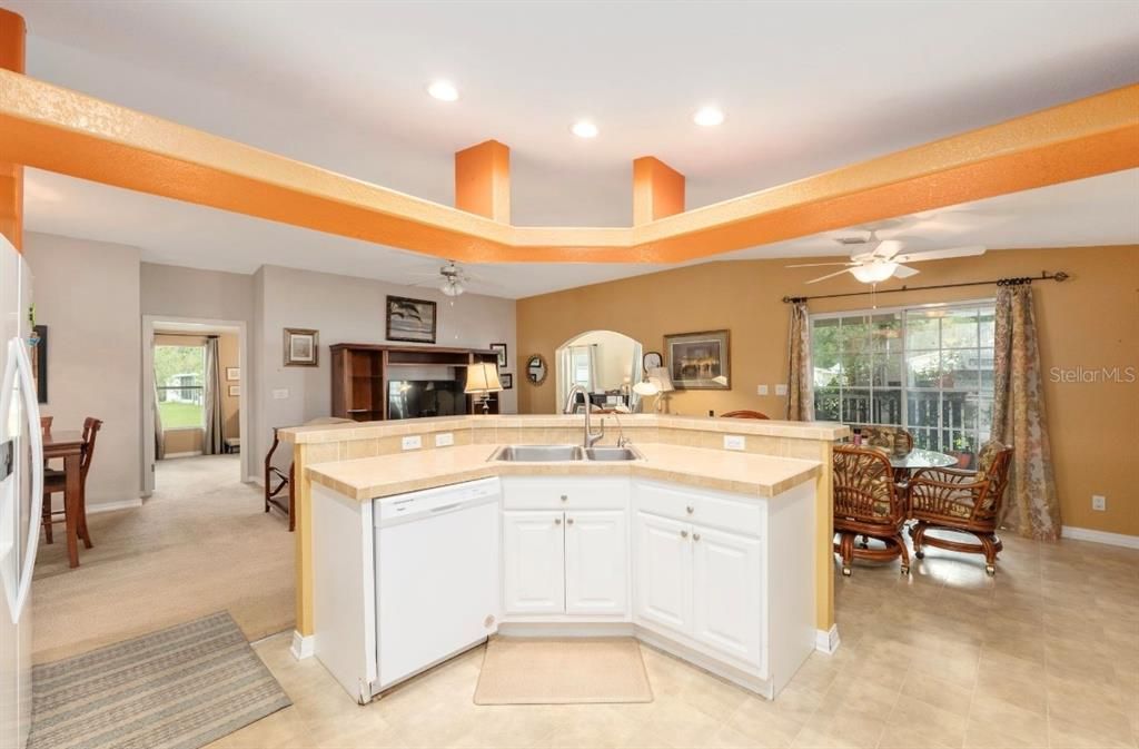 For Sale: $219,900 (3 beds, 2 baths, 2048 Square Feet)