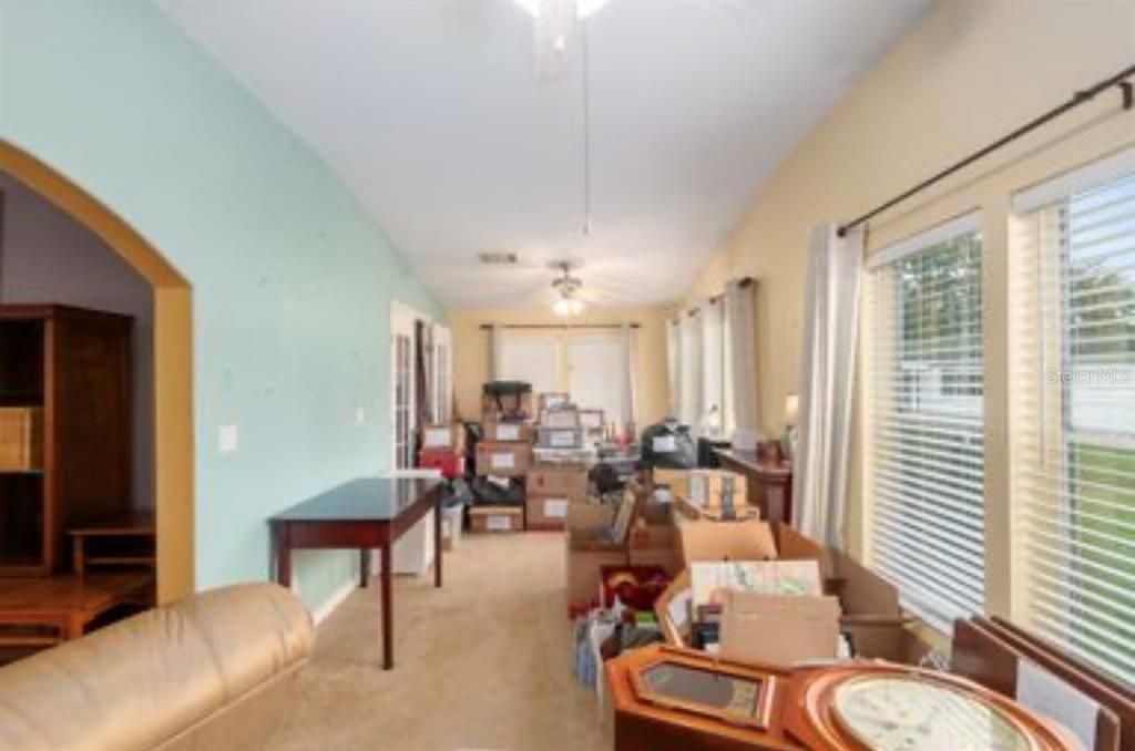 For Sale: $219,900 (3 beds, 2 baths, 2048 Square Feet)