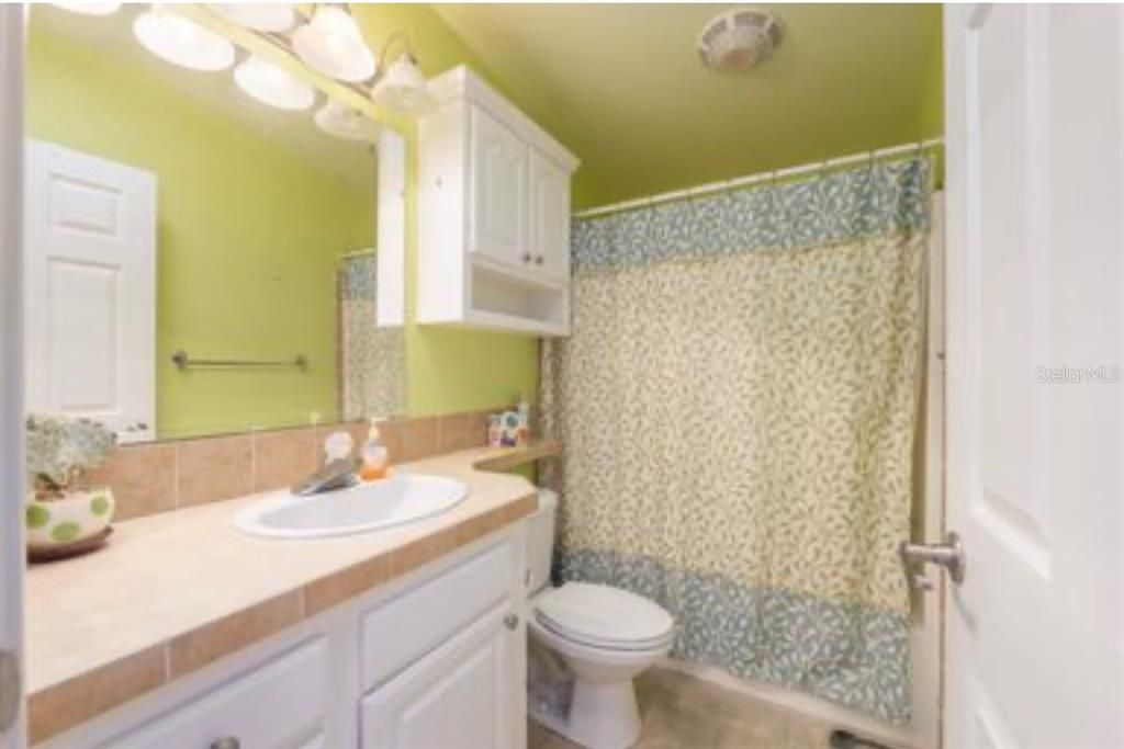 For Sale: $219,900 (3 beds, 2 baths, 2048 Square Feet)