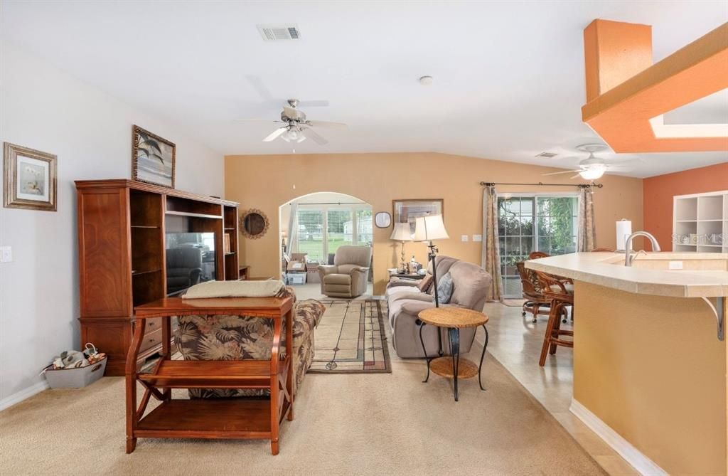 For Sale: $219,900 (3 beds, 2 baths, 2048 Square Feet)