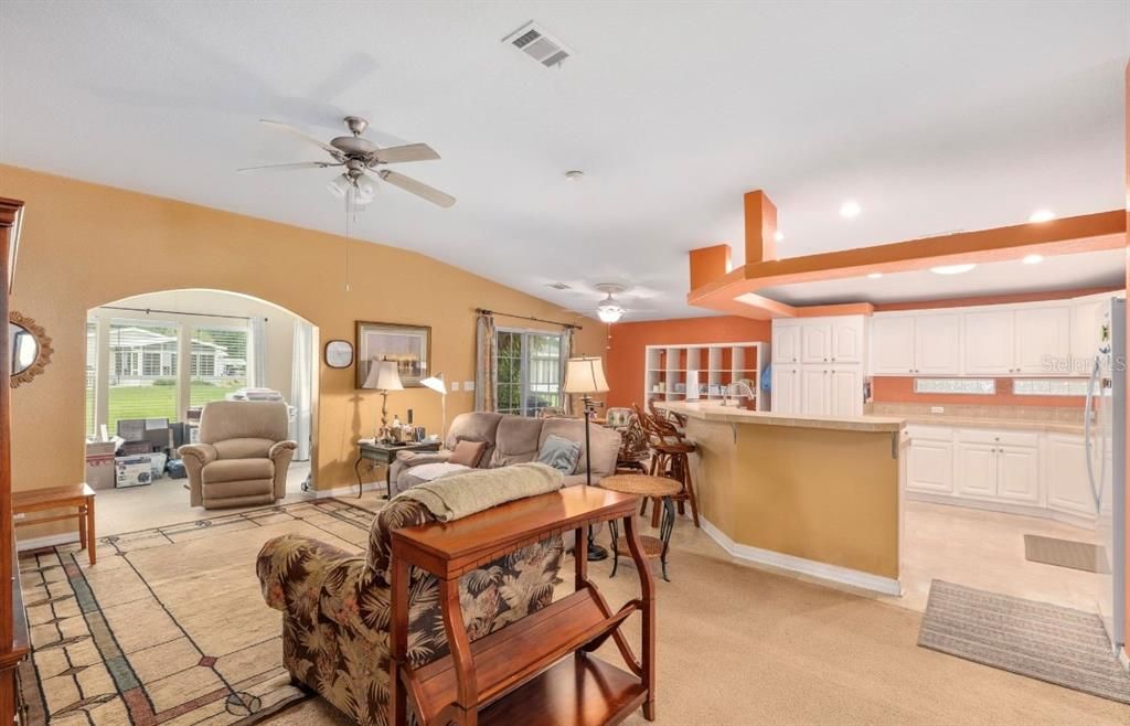 For Sale: $219,900 (3 beds, 2 baths, 2048 Square Feet)