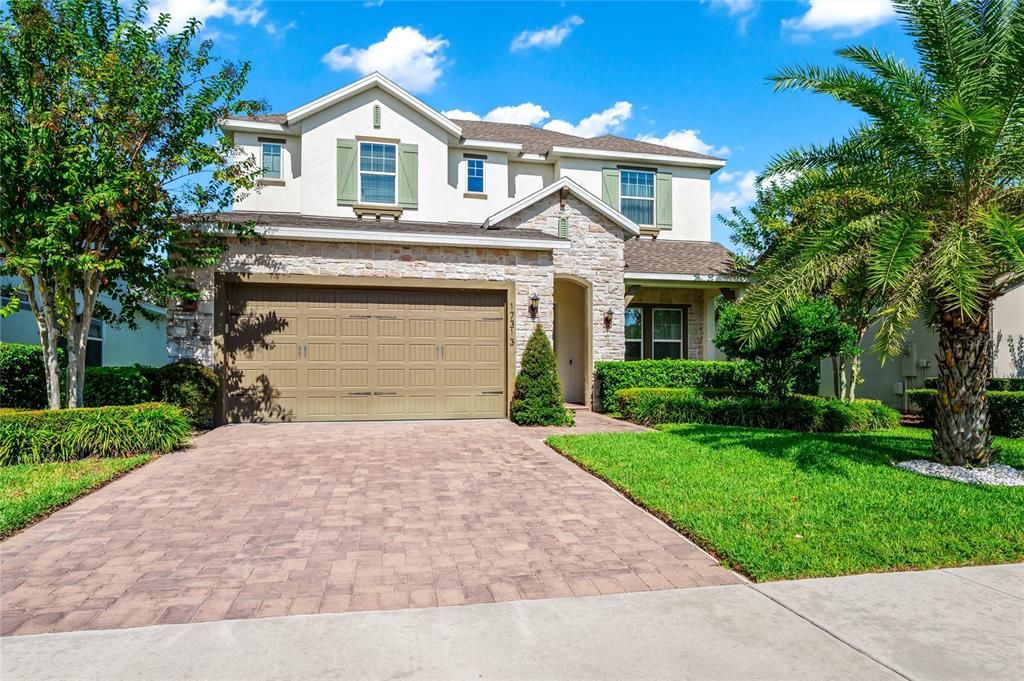 Active With Contract: $750,000 (4 beds, 2 baths, 3046 Square Feet)