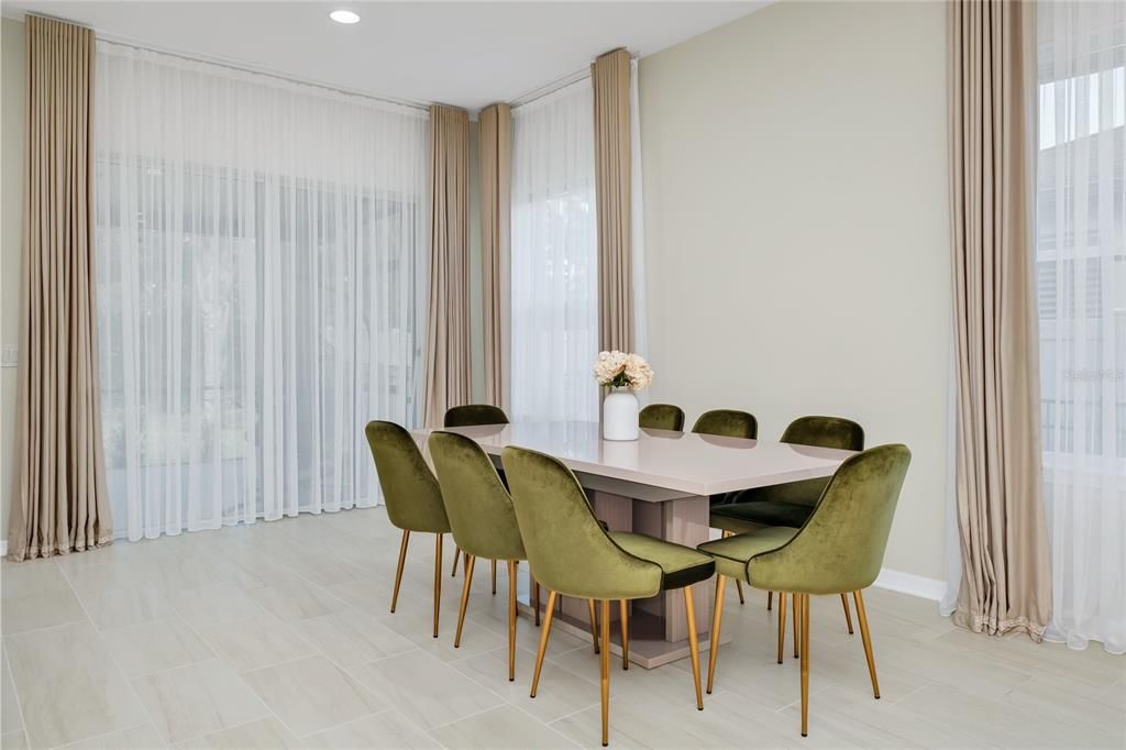 Active With Contract: $750,000 (4 beds, 2 baths, 3046 Square Feet)