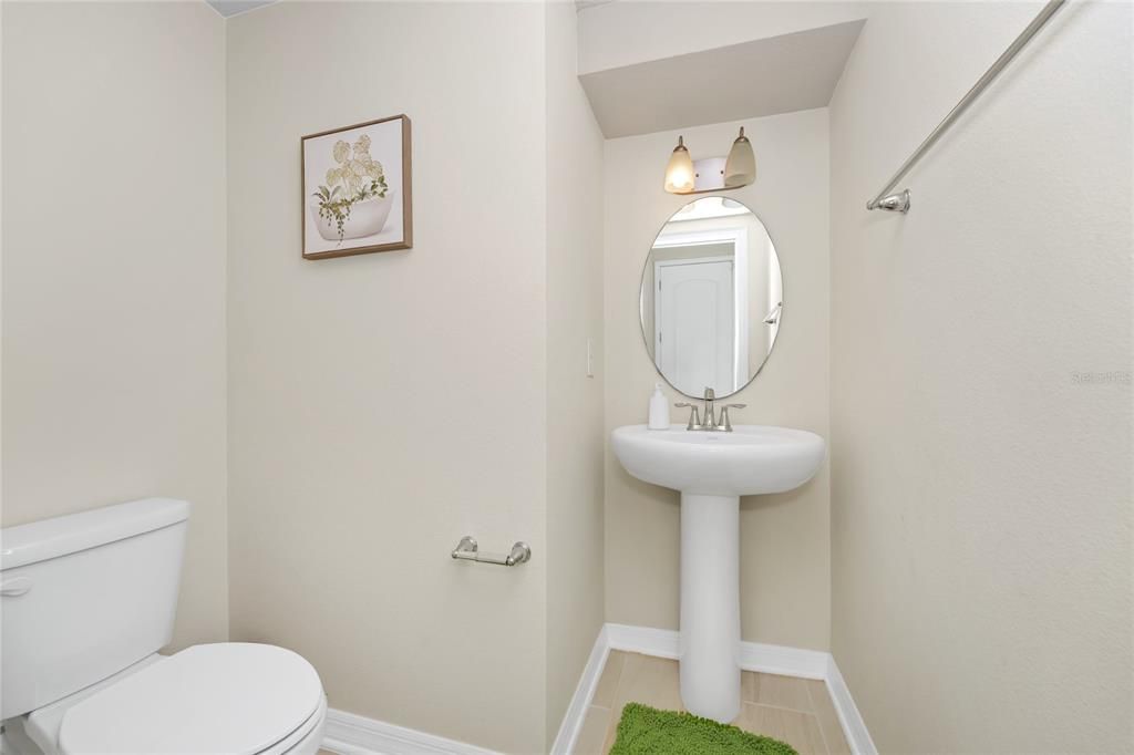 Active With Contract: $750,000 (4 beds, 2 baths, 3046 Square Feet)