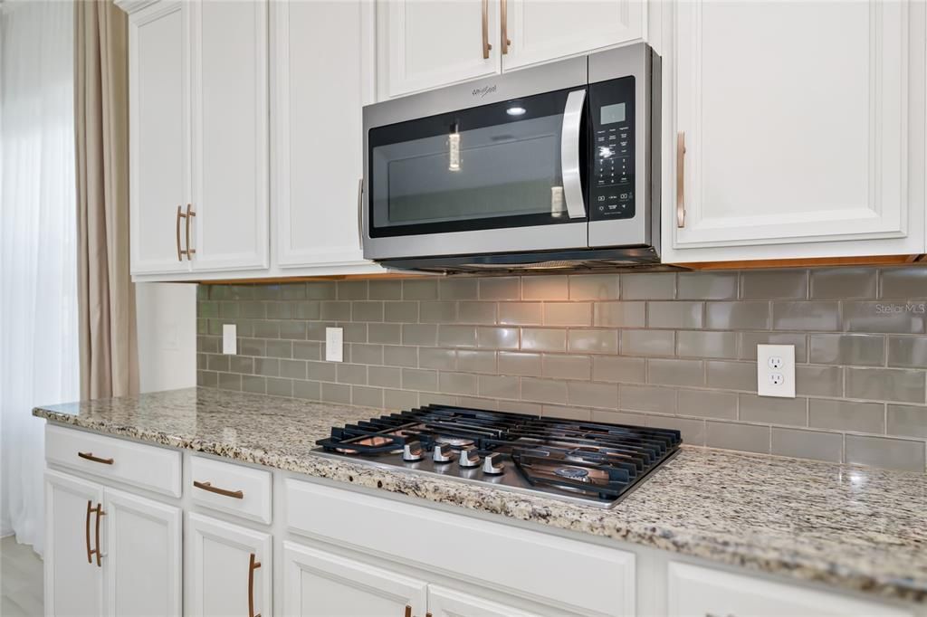 Active With Contract: $750,000 (4 beds, 2 baths, 3046 Square Feet)