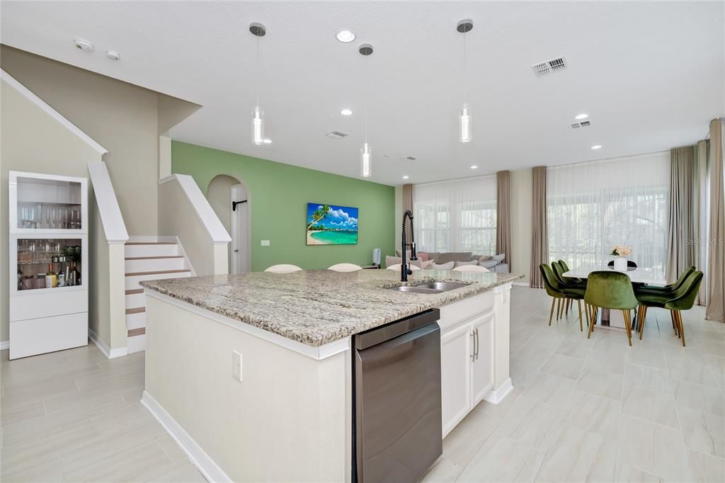 Active With Contract: $750,000 (4 beds, 2 baths, 3046 Square Feet)