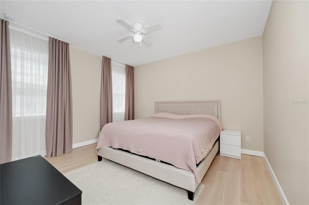 Active With Contract: $750,000 (4 beds, 2 baths, 3046 Square Feet)