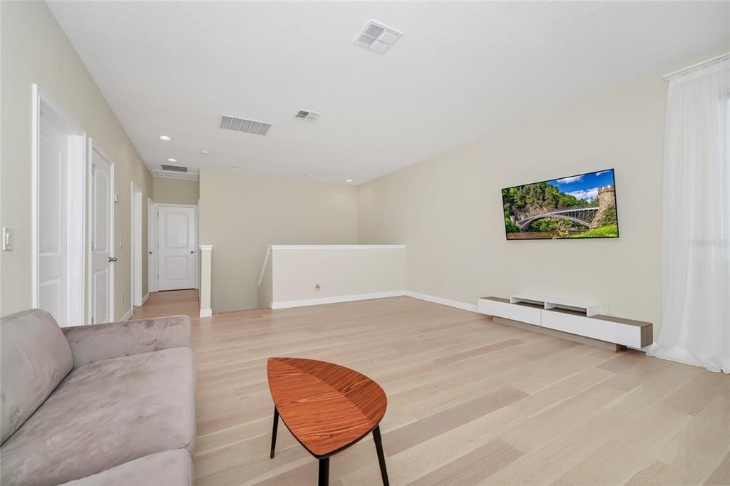 Active With Contract: $750,000 (4 beds, 2 baths, 3046 Square Feet)